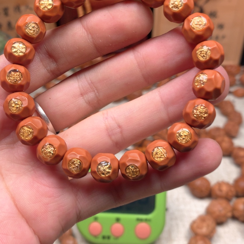 【闪购商品】橄榄核吊坠神****6