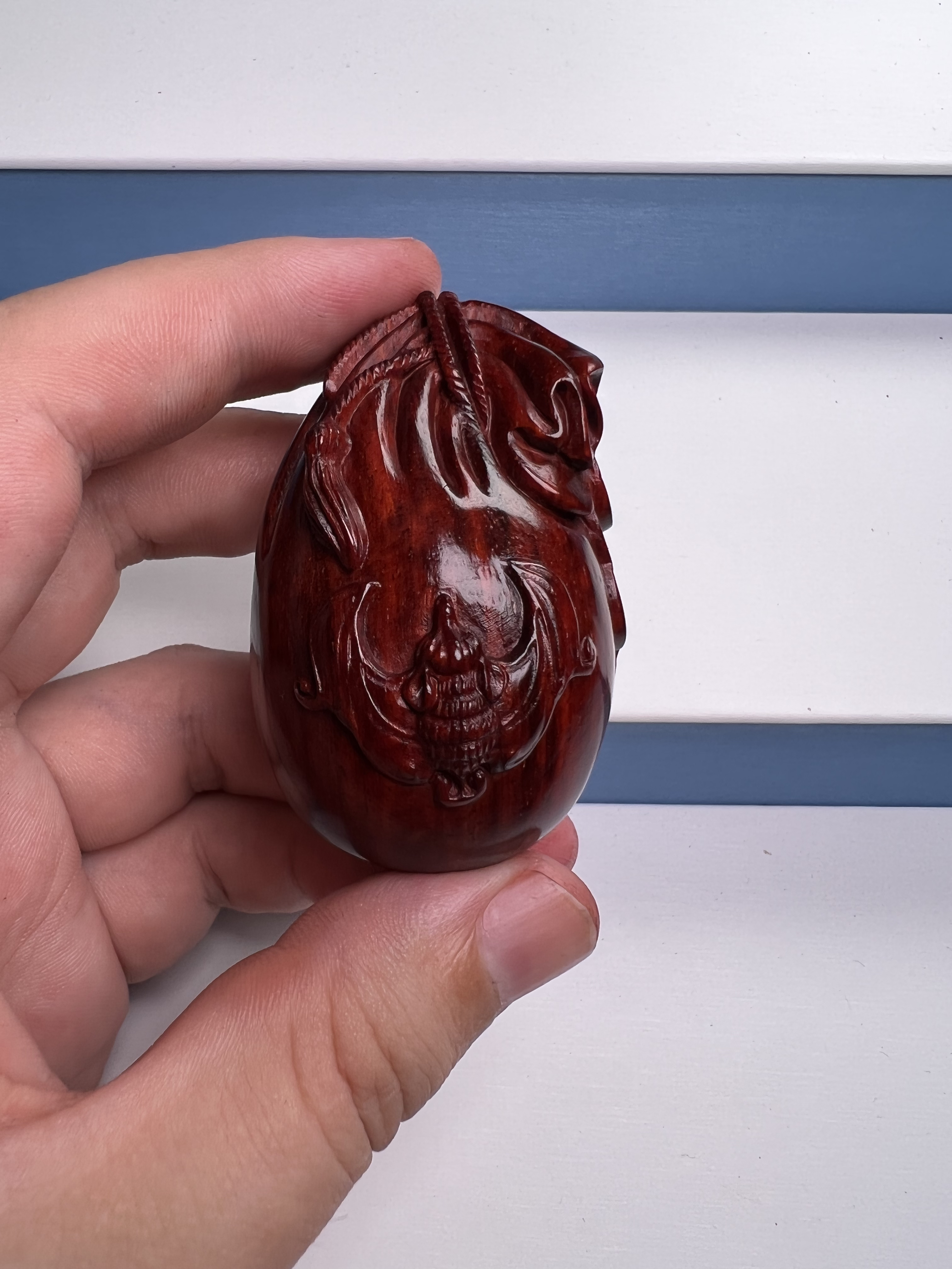 正宗印度小叶紫檀钱袋子手把件