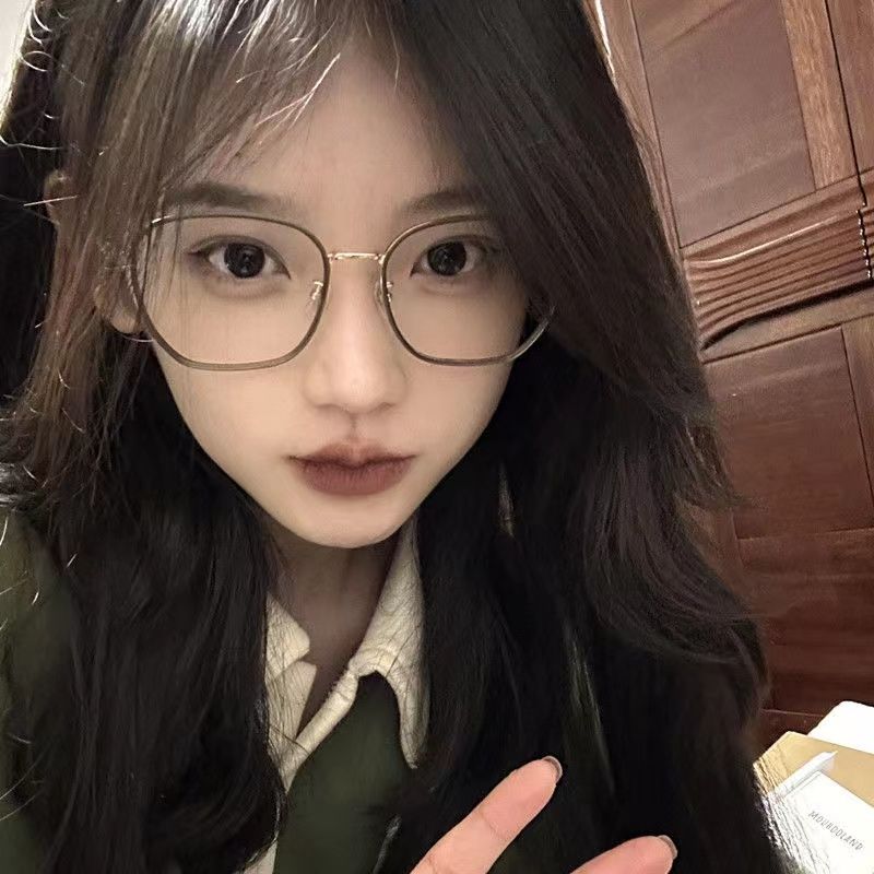 豆蔻绿!小红书同款大框近视眼镜女防蓝光辐射大脸显瘦磨砂眼镜框