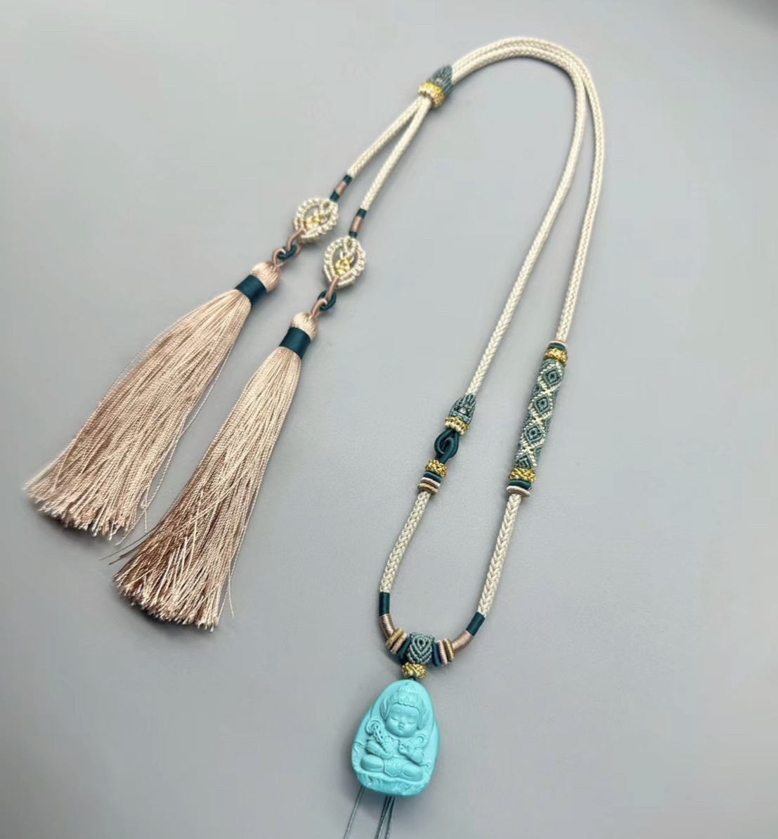 绿 松 石编制绳，绿 松 石饰品挂件时尚