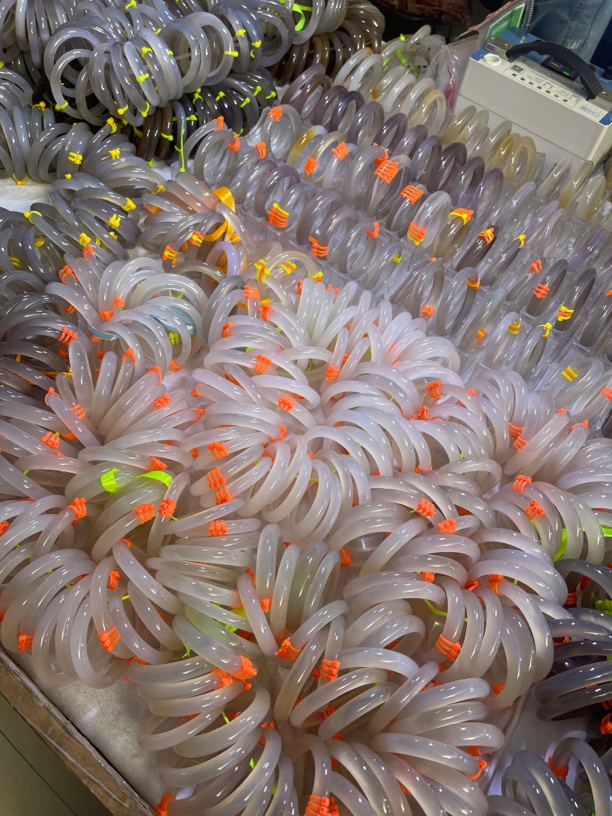 纯天然玛瑙手镯38不包邮秒拍链接