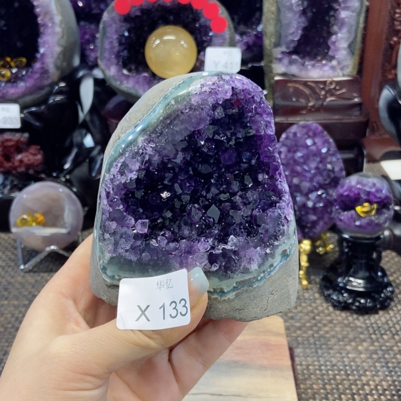 【闪购商品】紫晶摆件未镶嵌今**你