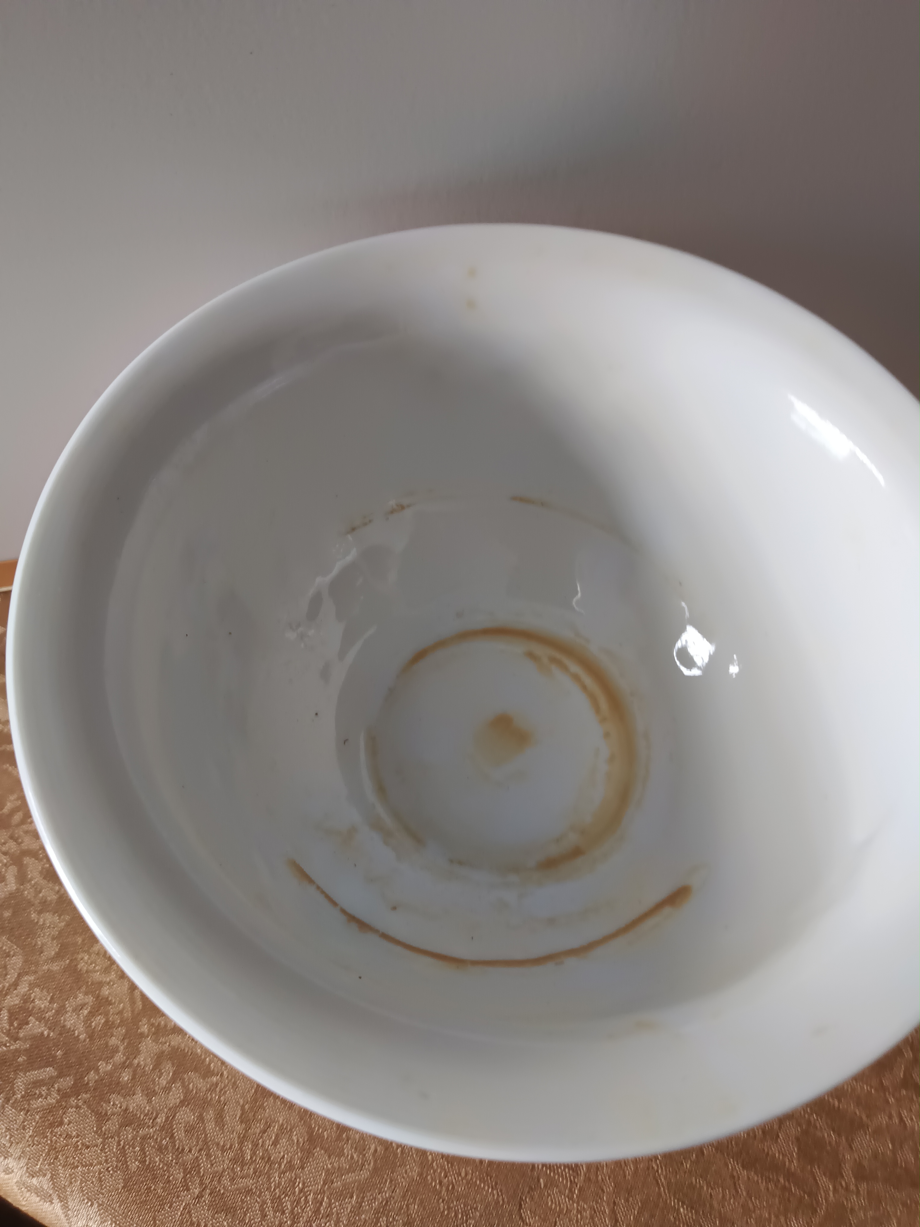 精品白瓷暗画龙凤碗