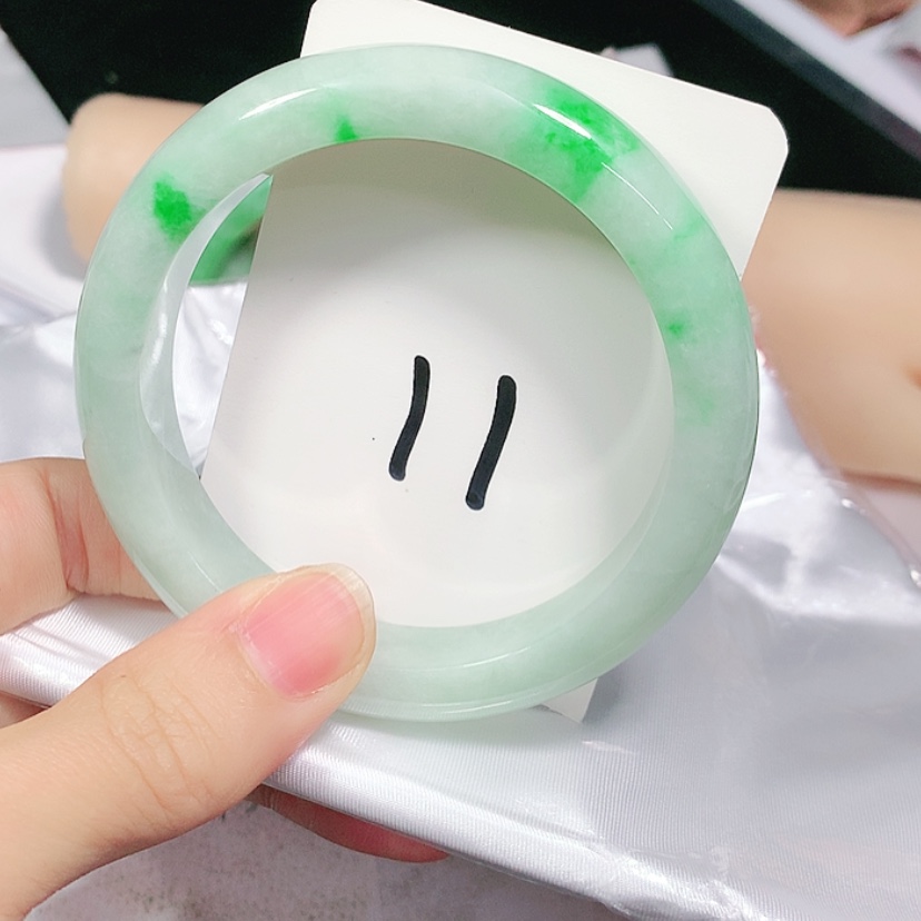 【闪购商品】翡翠手镯未镶嵌