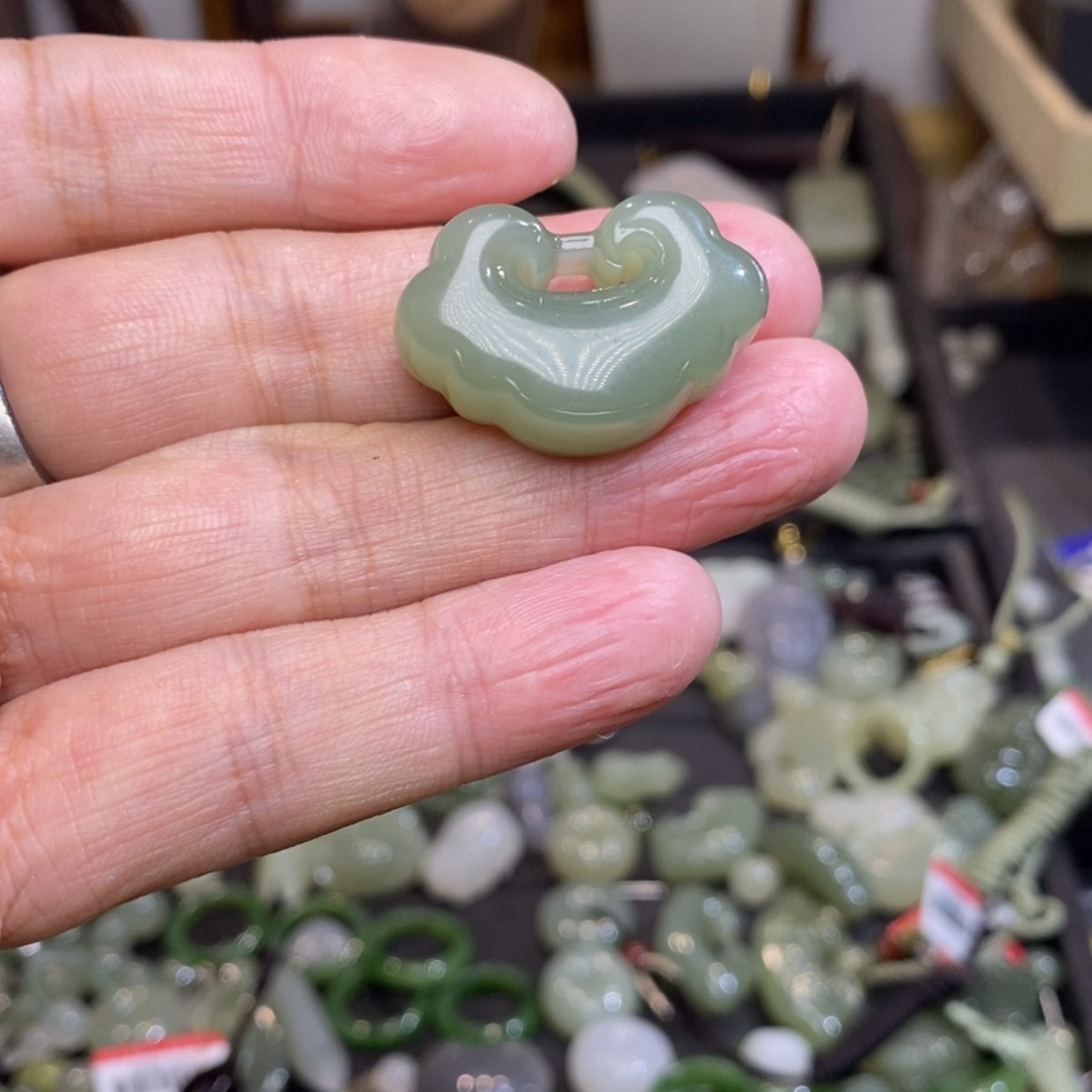 【闪购商品】和田玉颈饰未镶嵌驻****店