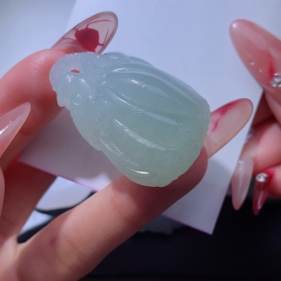 定制翡翠未镶嵌吊坠