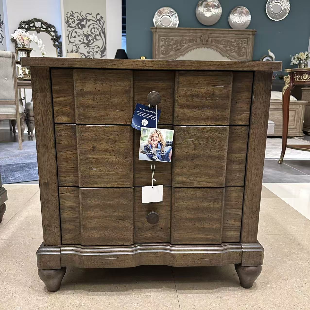 【欧美外单】795-670 床头柜 762*457*760北美核桃木+MDF+夹板