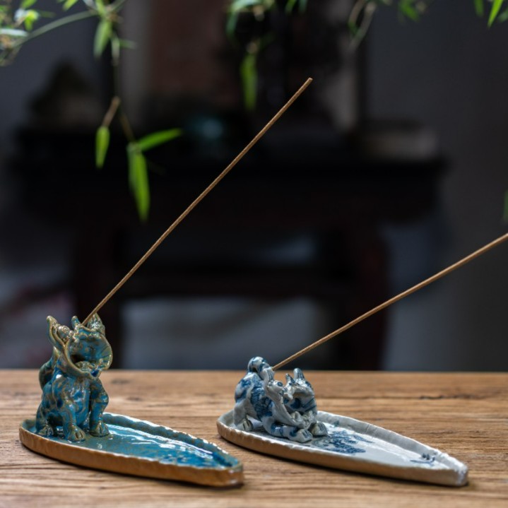 云南特色伴手礼手工非遗瓦猫青花香插花纹檀香盘香茶道香道摆件