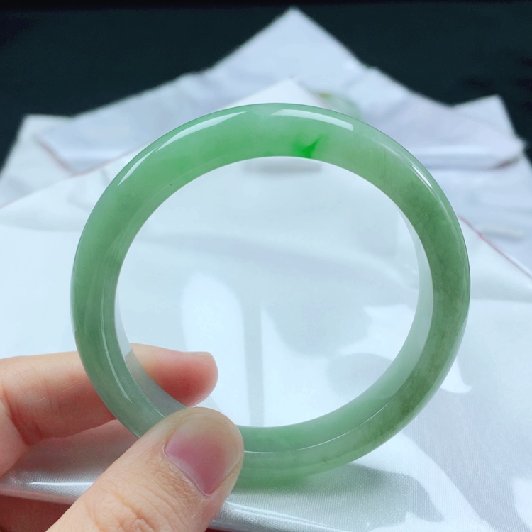 【闪购商品】翡翠手镯未镶嵌