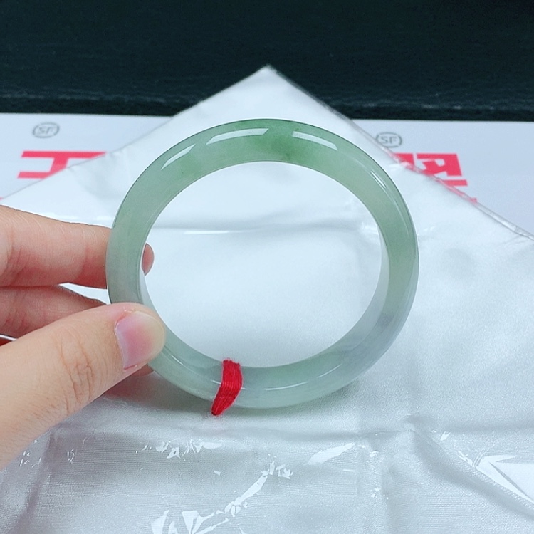 【闪购商品】翡翠手镯未镶嵌天然翡翠手镯