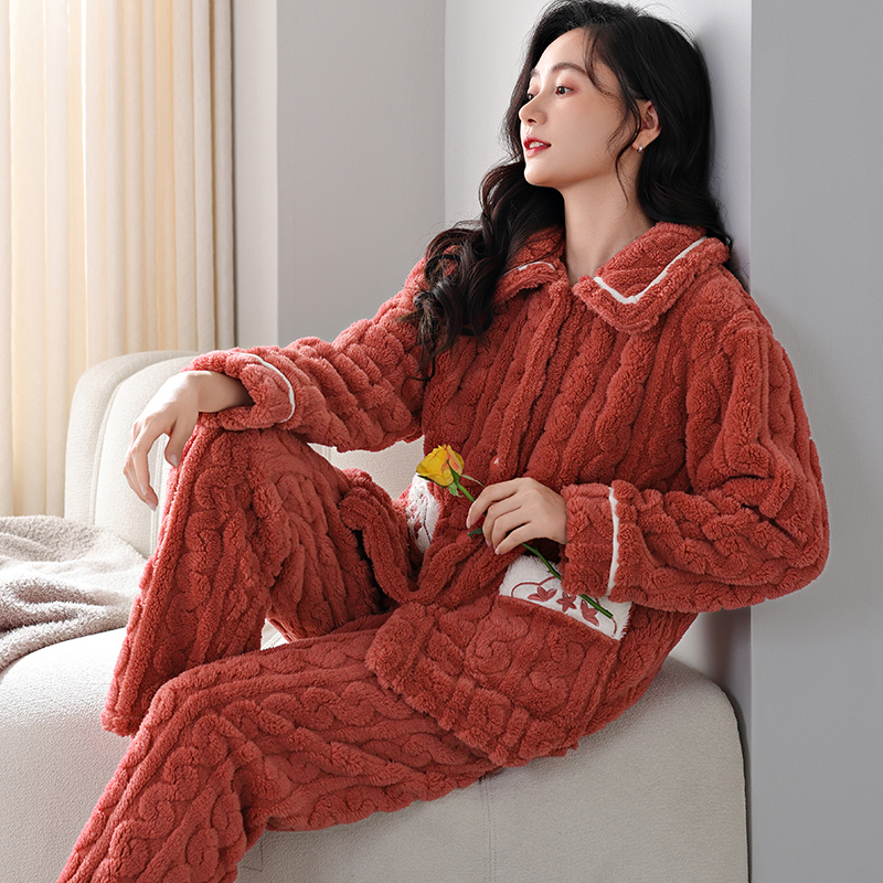 气质珊瑚绒睡衣女中老年妈妈装加大码加绒加厚保暖秋冬季家居服