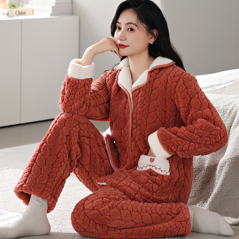 秋冬款加厚加绒保暖睡衣女士冬季保暖大码中年妈妈毛绒家居服套装