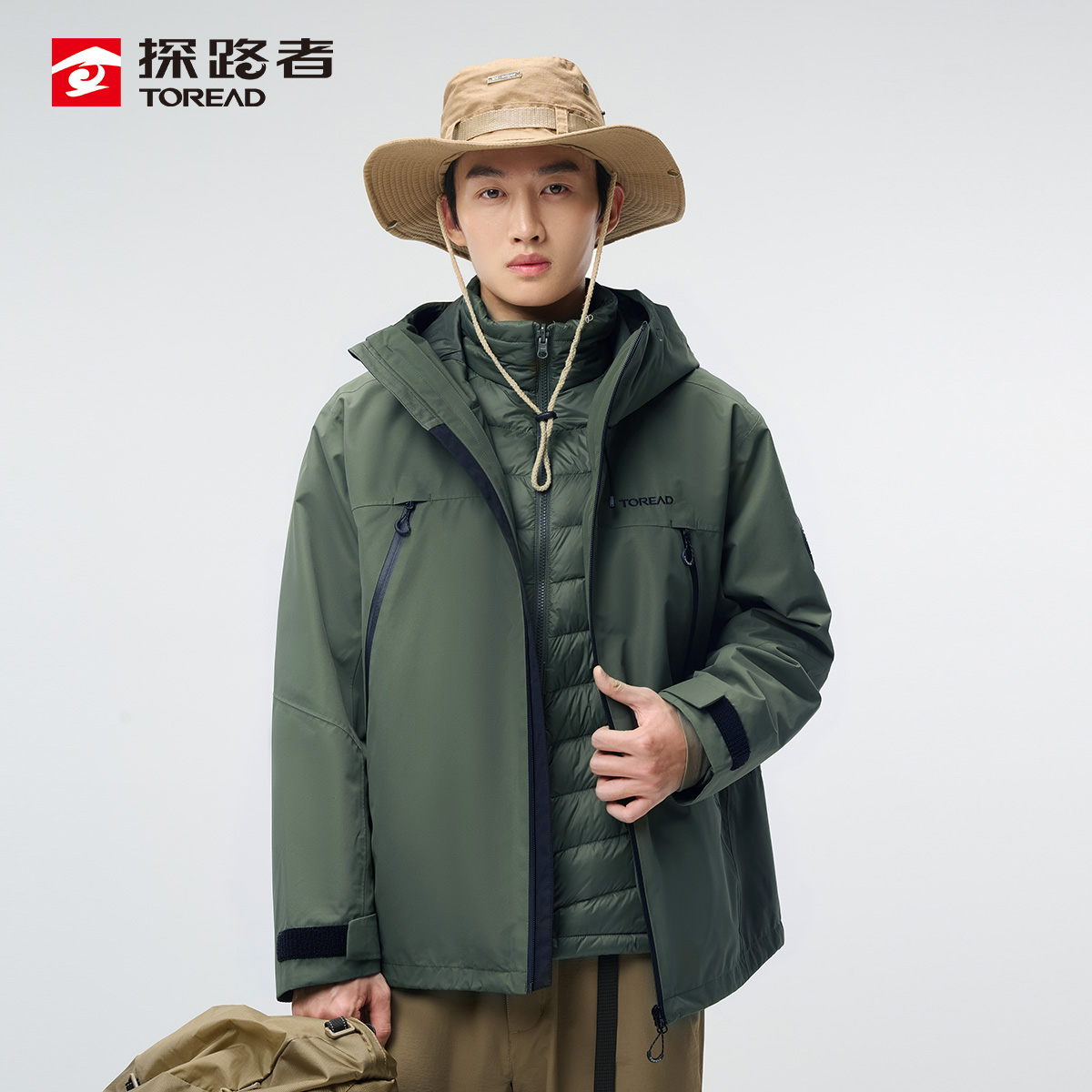 探路者秋冬男士防风保暖防水透湿三合一套羽绒冲锋衣TAWWCM91786