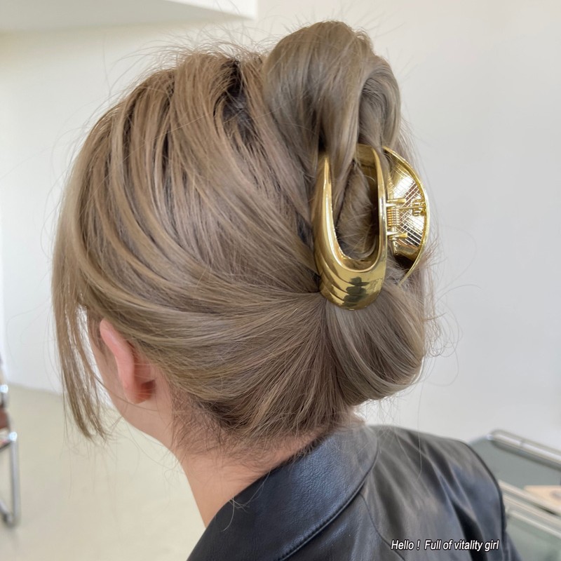 甜美少女发饰后脑勺发夹羽翼抓夹小众设计感发卡2024春款头饰质感