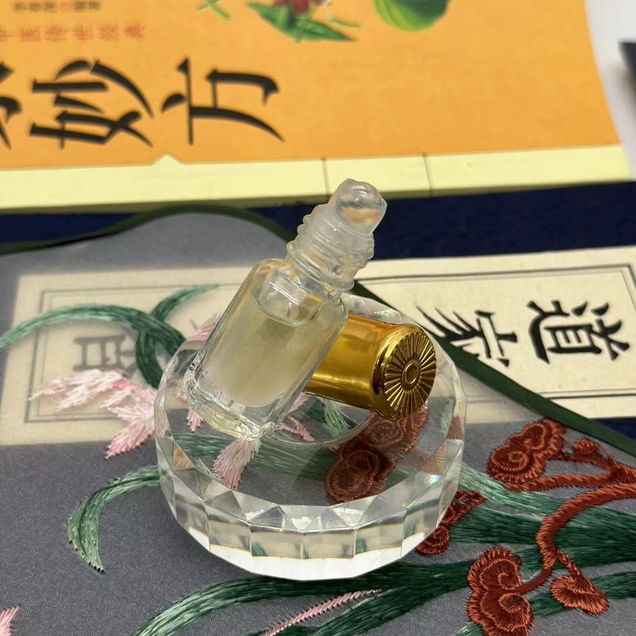 苏合香精油海南鼎辰三香S66293A5