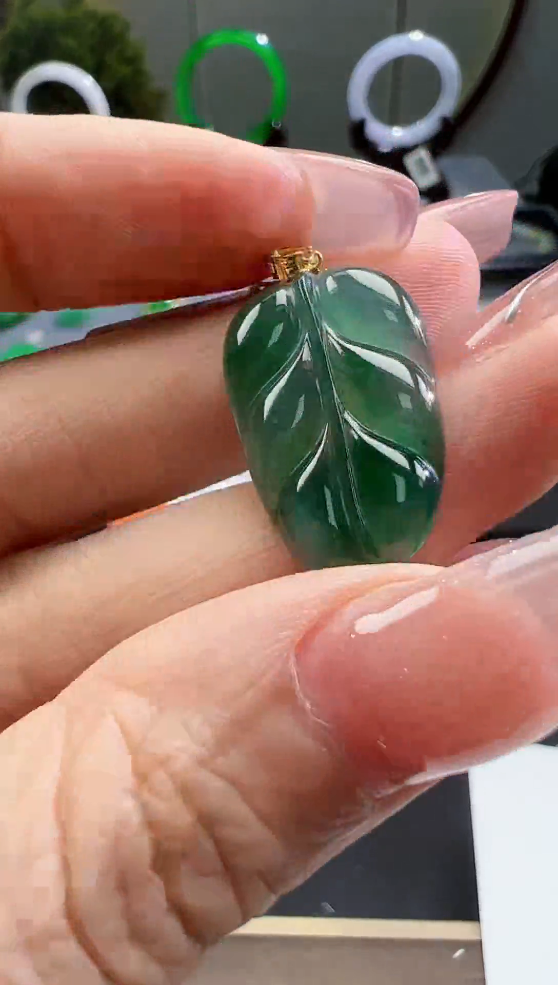 【闪购商品】翡翠颈饰18K金镶嵌1