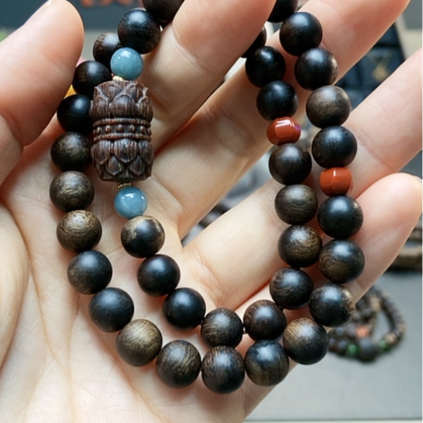 【闪购商品】沉香手串富森红土0.8设计