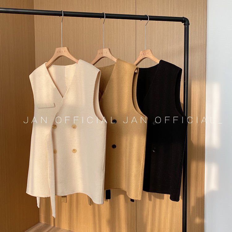 毛呢马甲女2023春秋新款韩版时髦马甲宽松收腰显瘦呢子双排扣外搭