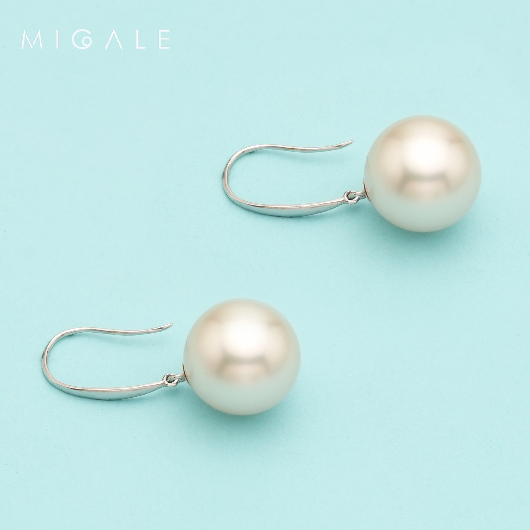 【源头】芈伽勒18K金海水珍珠耳钩 P0415