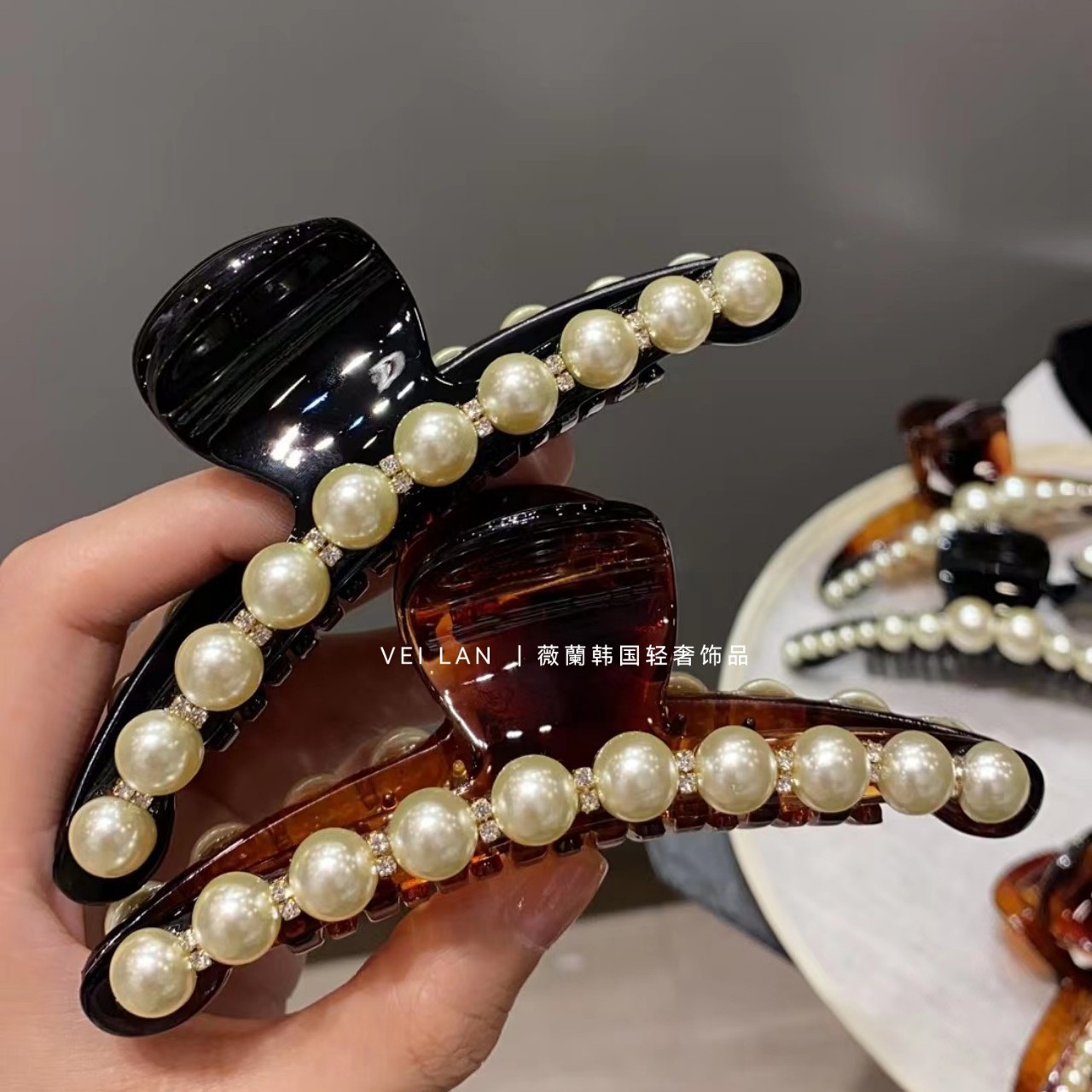 韩国发饰高级感珍珠抓夹大号鲨鱼夹气质盘头夹子发量多发夹头饰女