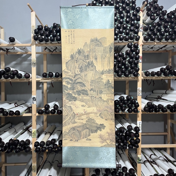 唐春山骑游图卷轴画（宽47，高140）