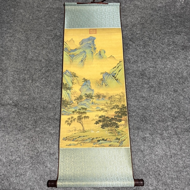 春山吟赏图卷轴画（宽47，高140）