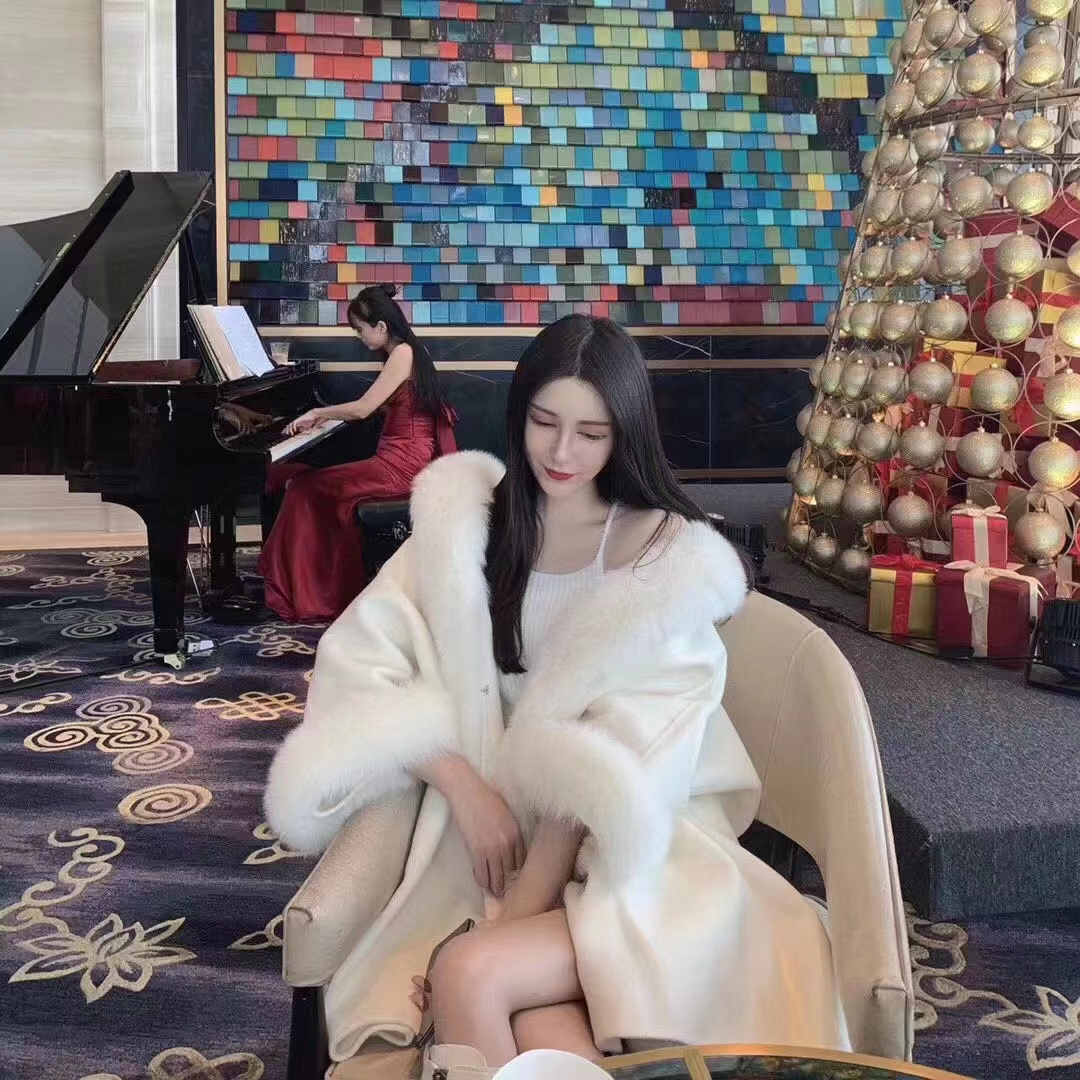 RUIRUI瑞推荐定制斗篷式狐狸毛领外套21032