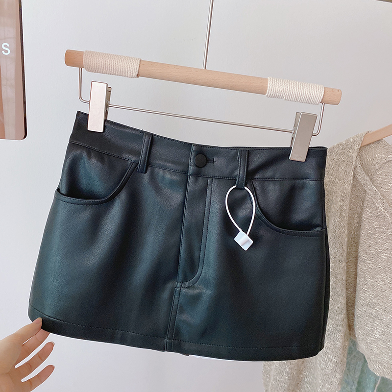 25秋冬高腰PU皮裙半身裙质感裙子辣妹性感A字包臀短裙前裙后裤