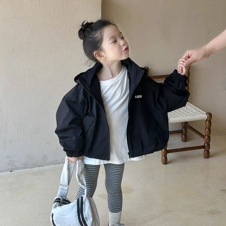 女童外套2025春季新款韩版儿童连帽夹克女宝休闲宽松上衣