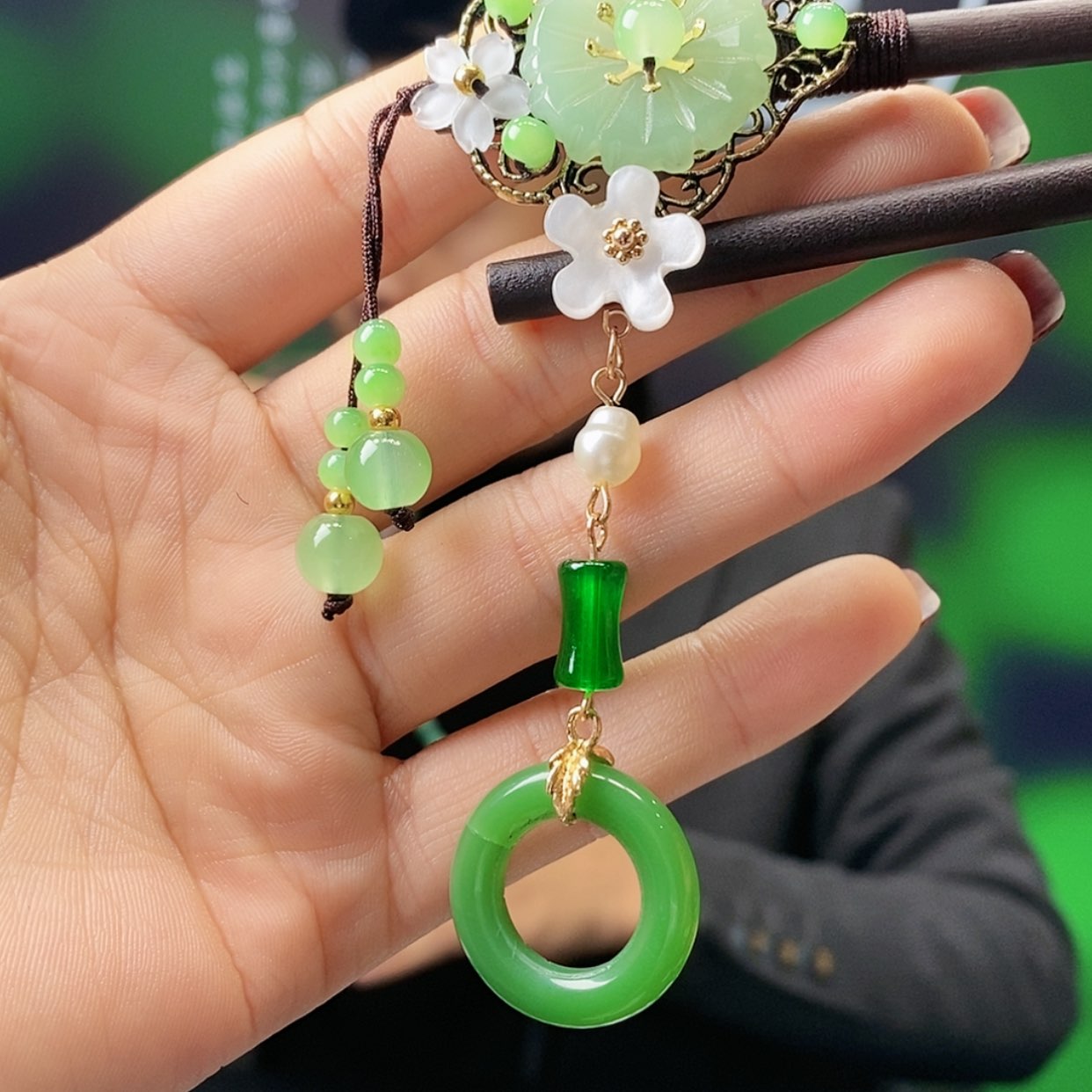 【闪购商品】翡翠颈饰未镶嵌