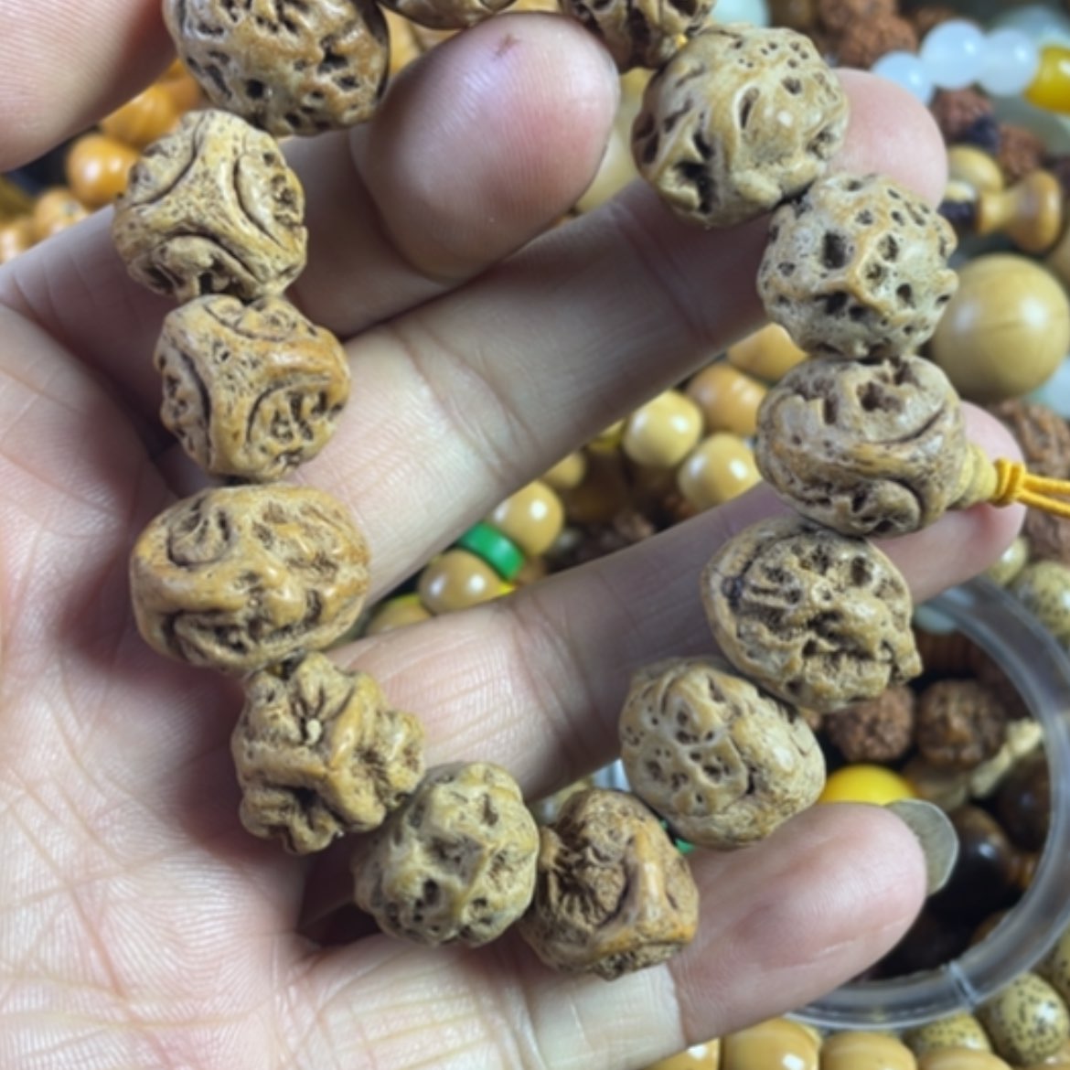 【闪购商品】8元运费带回家每人一单核雕