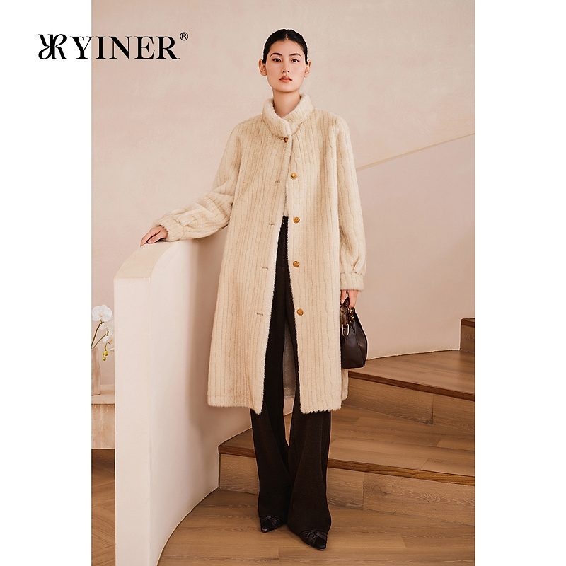 YINER音儿专选2025春季新款新中式保暖立领长款环保仿皮草外套