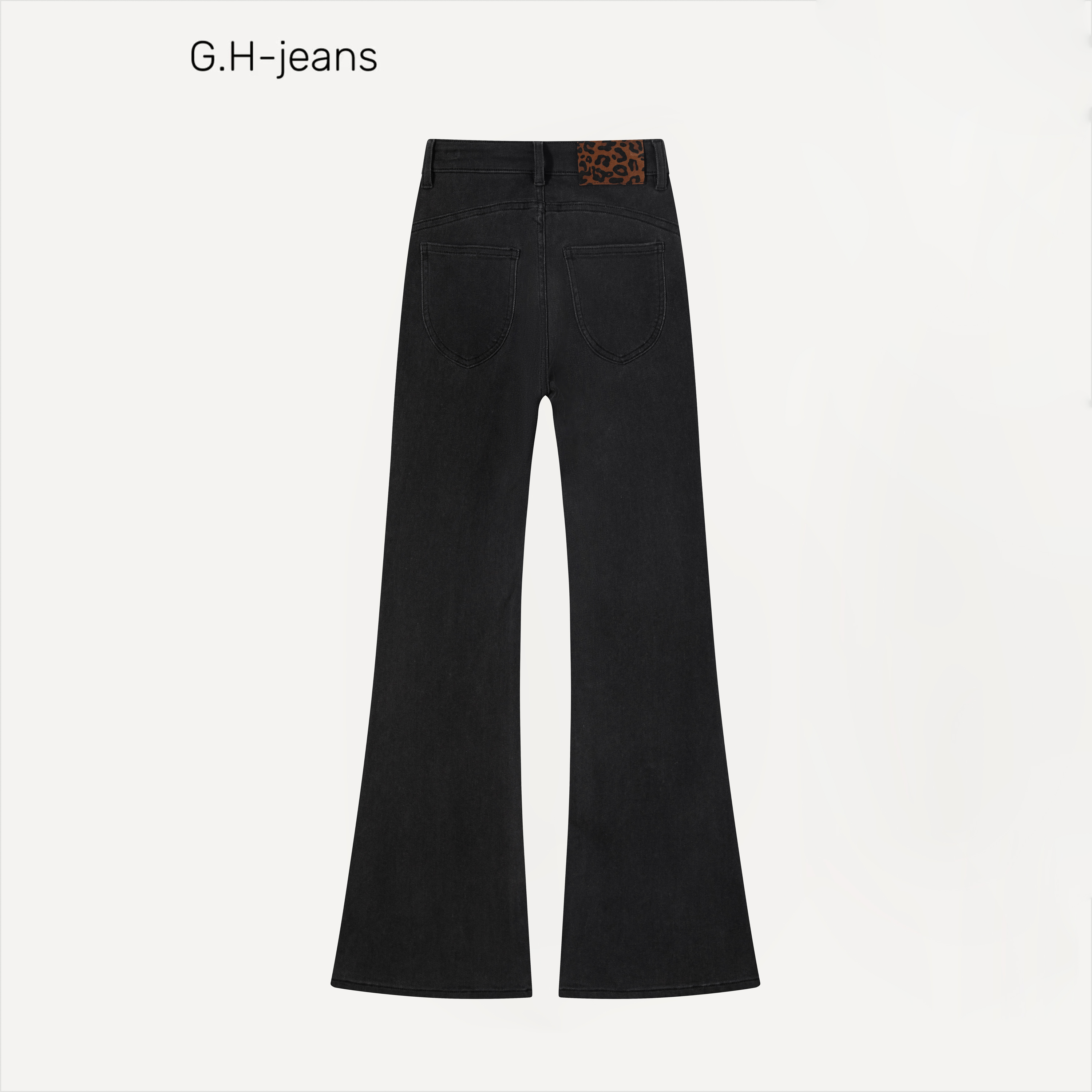 【G.H】秋季新款爆款轻奢灰豹纹皮牌独特设计显瘦中高腰微喇牛仔裤