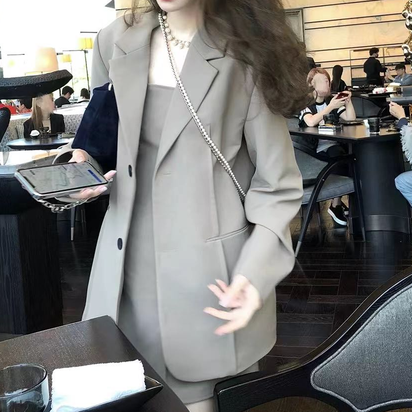 【阿喜】2025新款爆款西装套装女西服上衣+性感抹胸连衣裙套装