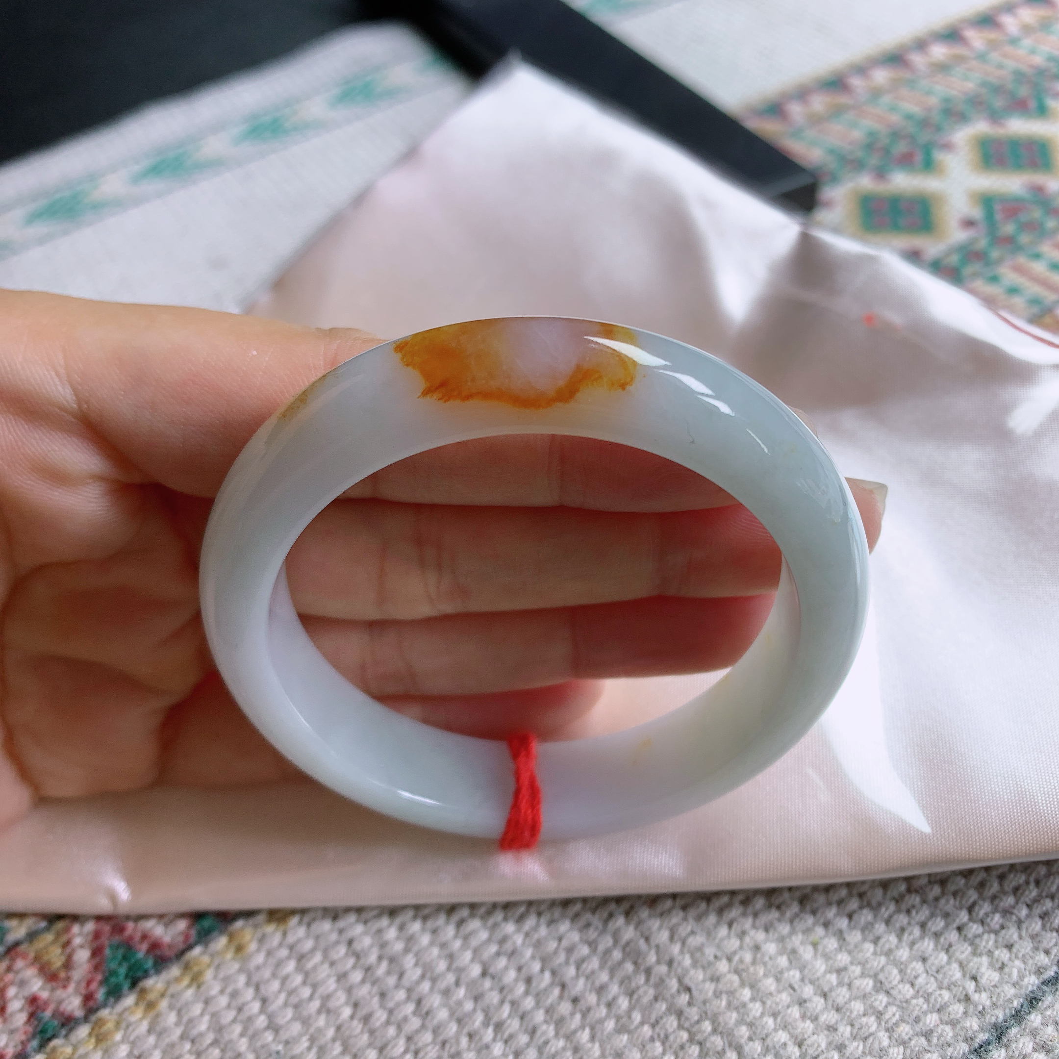 天然缅甸A货翡翠老坑料牛奶底飘黄翡宽边手镯53圈