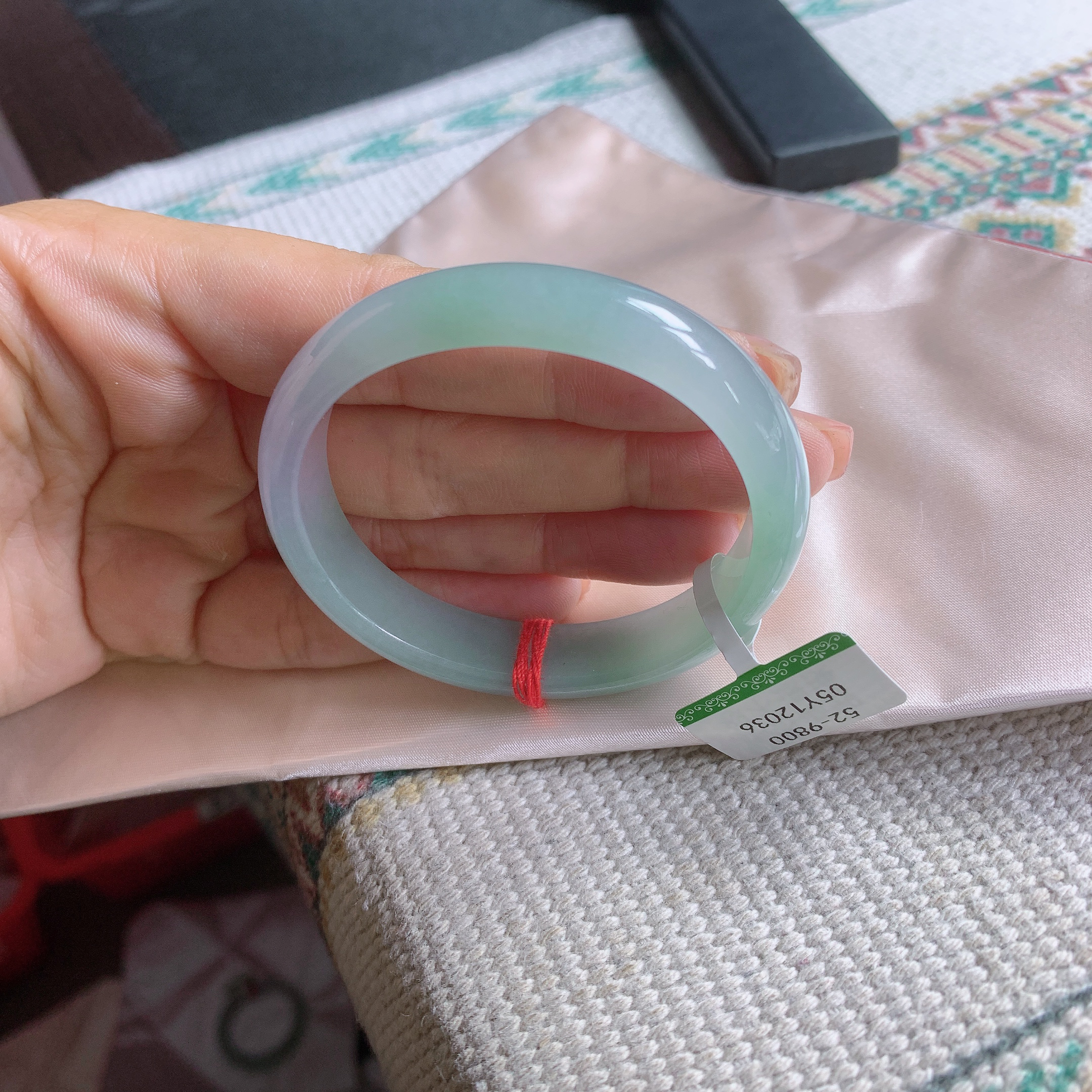 52圈贵妃天然缅甸A货翡翠老坑冰种起光春带彩翡翠手镯