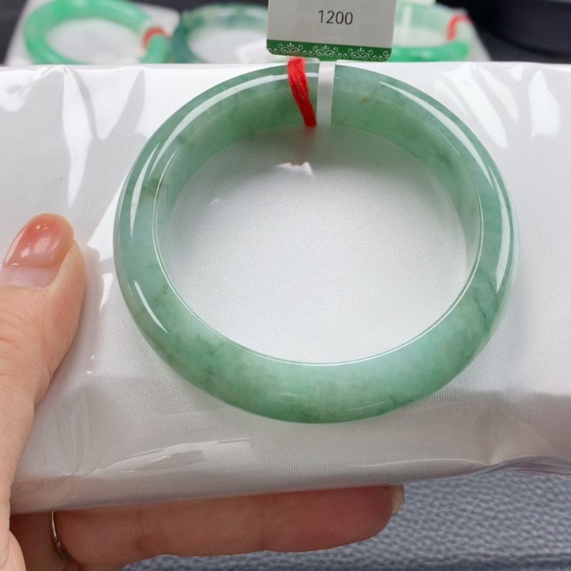 【闪购商品】翡翠手镯未镶嵌58