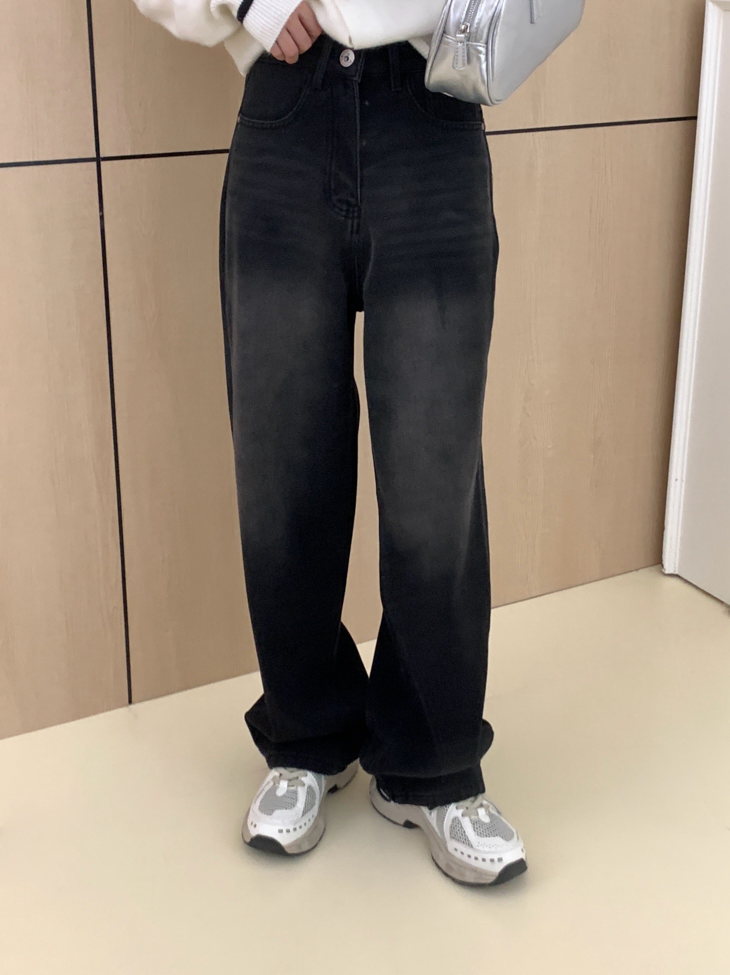 秋冬高腰显瘦百搭水洗黑灰渐变土星刺绣复古直筒长裤牛仔阔腿裤女