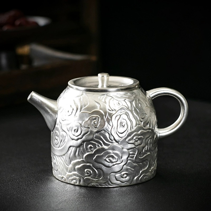 何赋森老师手工银999家用精雕祥云瑞气茶具一壶两杯鎏银壶