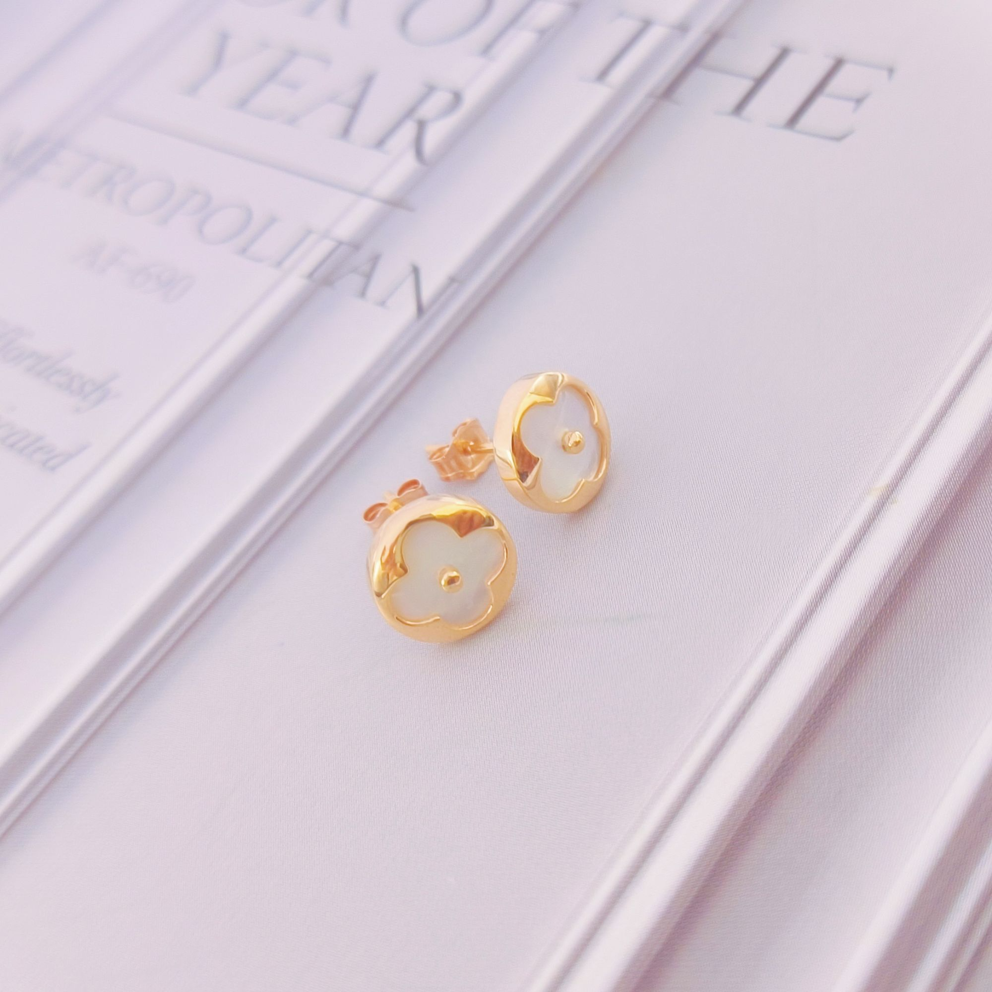 18K金 贝母老花耳钉 时尚小众百搭玫瑰金气质款 高级感精致耳钉