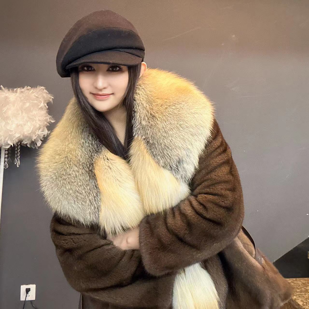 LL【女王优选】潮品时尚冬季秀款气质设计师水貂皮草外套9280