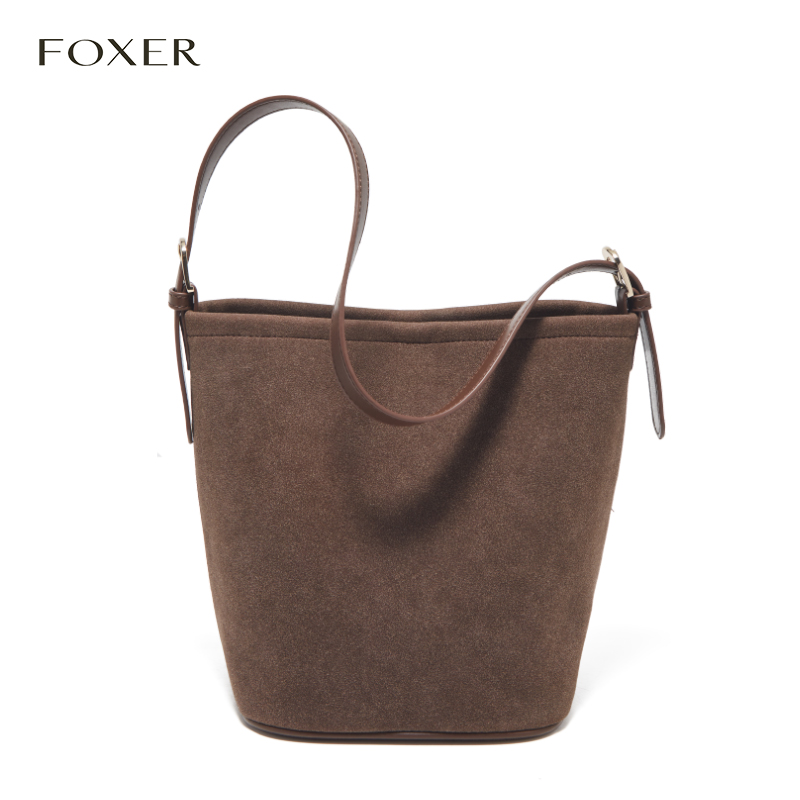 FOXER/金狐狸【麂皮】复古时尚水桶包秋冬轻奢简约休闲女士包包-W