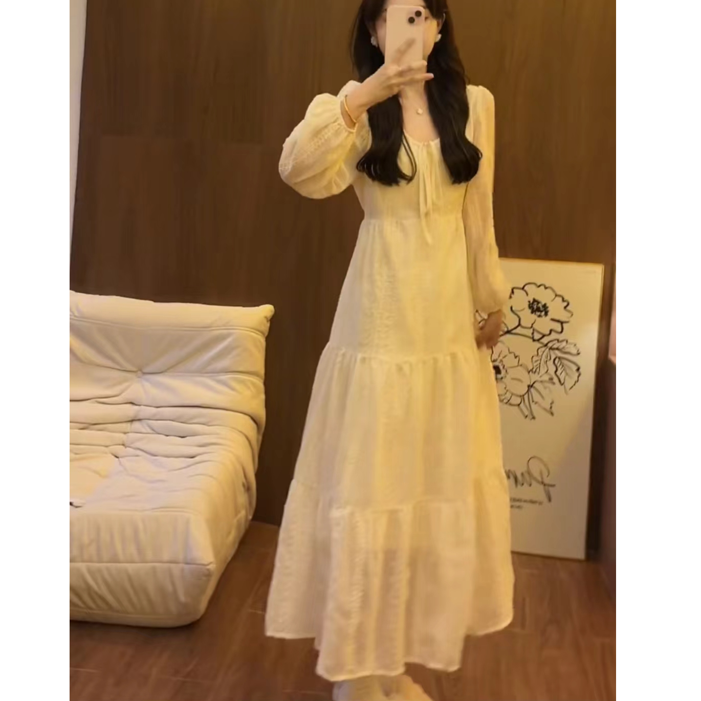 25秋冬上新高级暖色百搭显瘦减龄显高重工蕾丝刺绣轻奢连衣裙一折