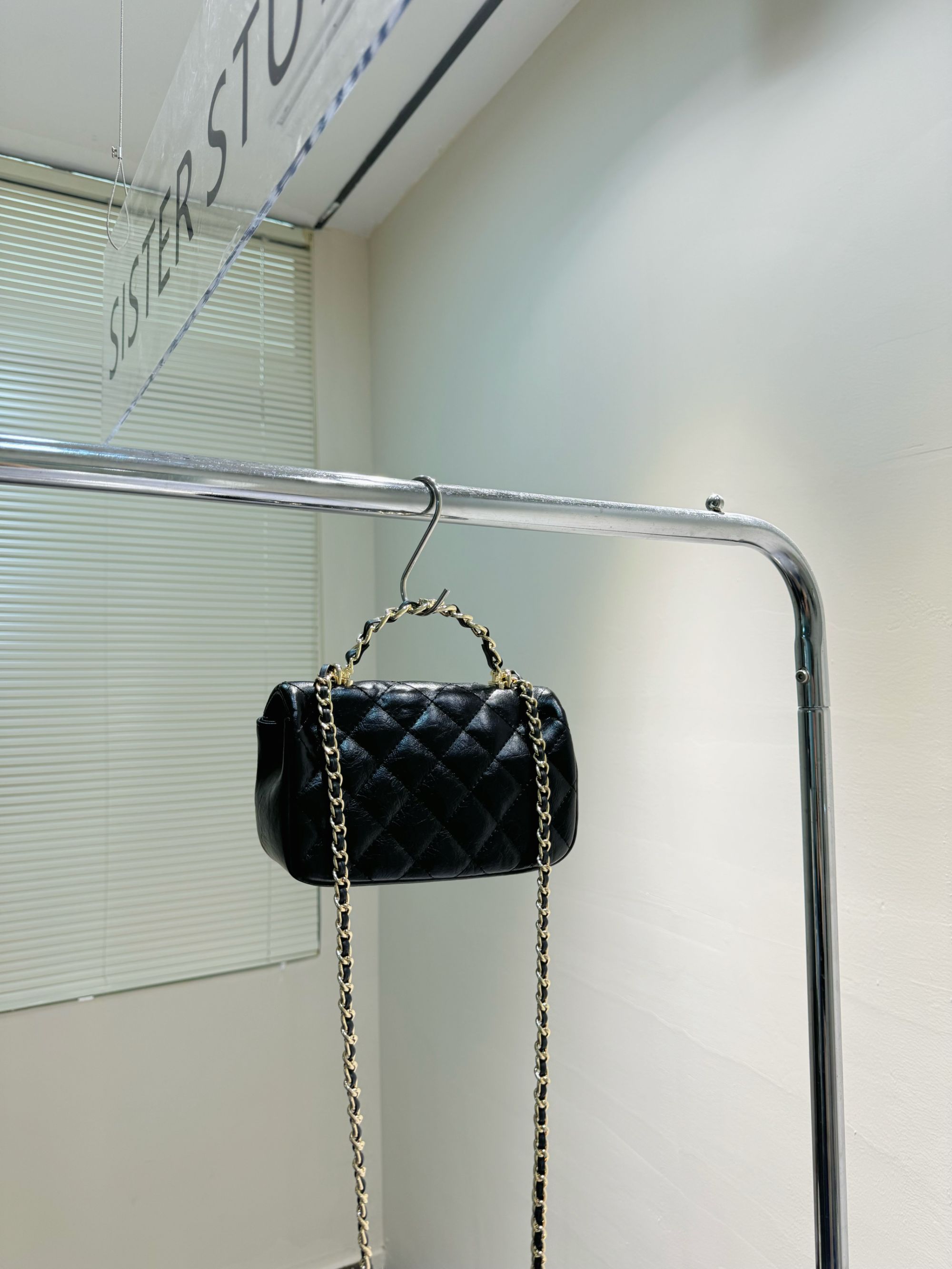 MIAO【金属手提】小香风口盖包（无公仔挂件）