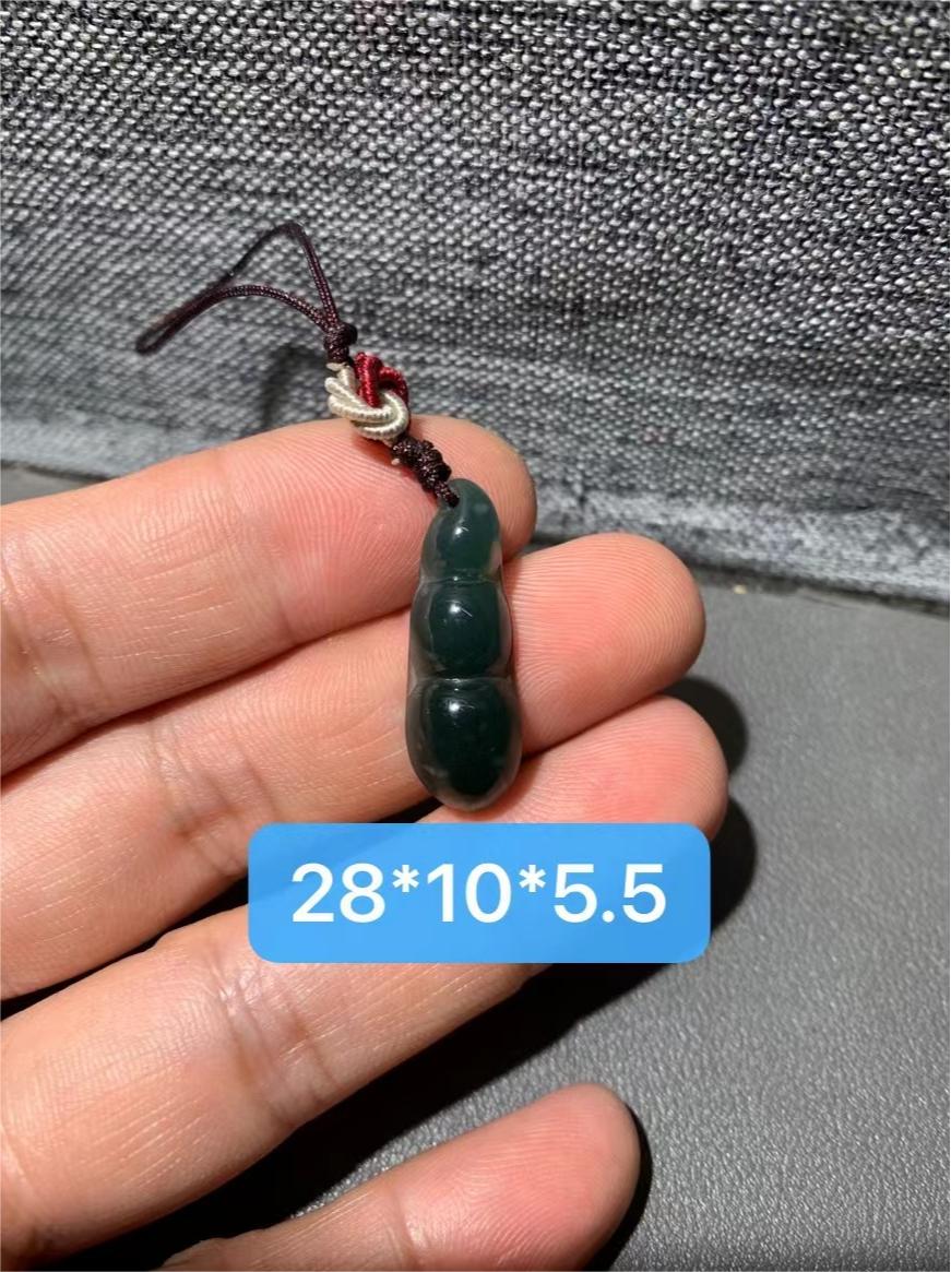 翡翠A货手机挂件