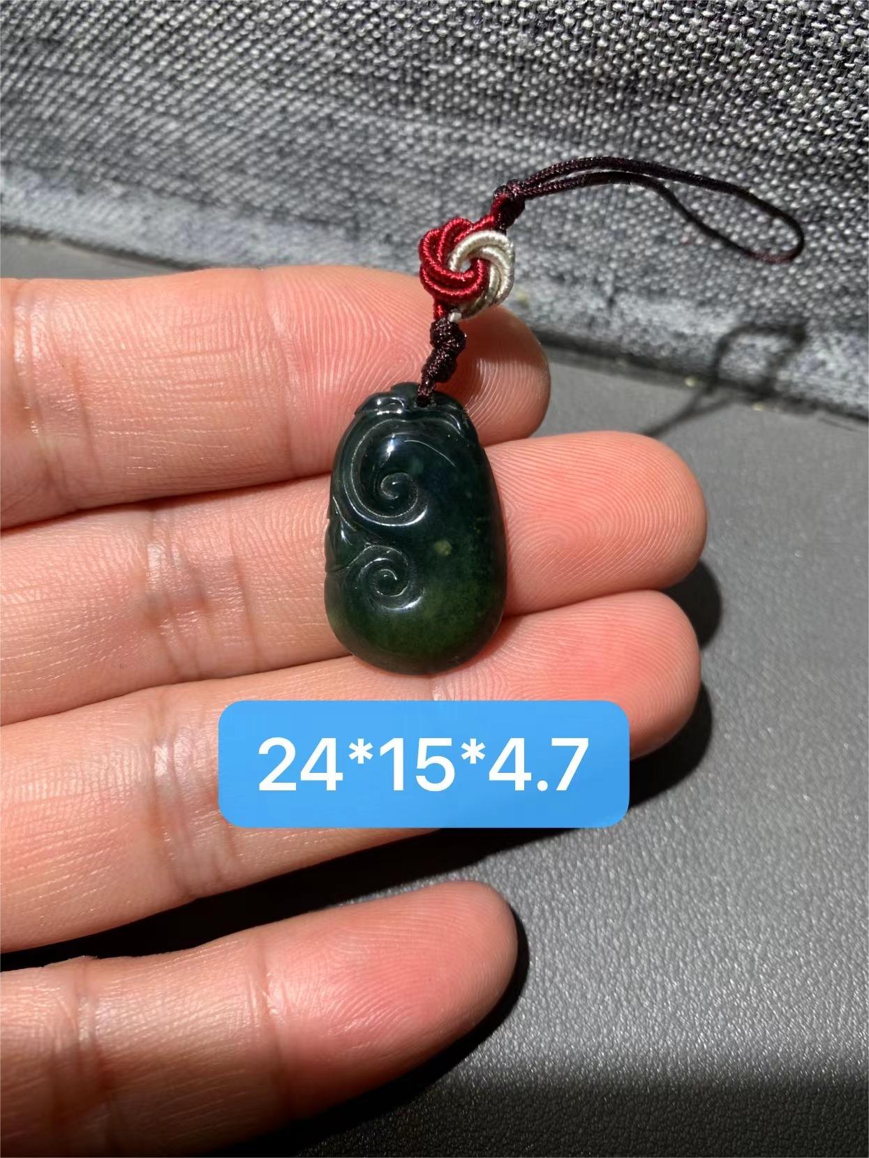 翡翠A货手机挂件