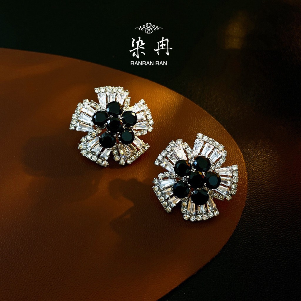 染冉 铜合金耳饰 【暗黑柏林灰】气质轻奢时尚百搭黑色法式镶嵌A-30
