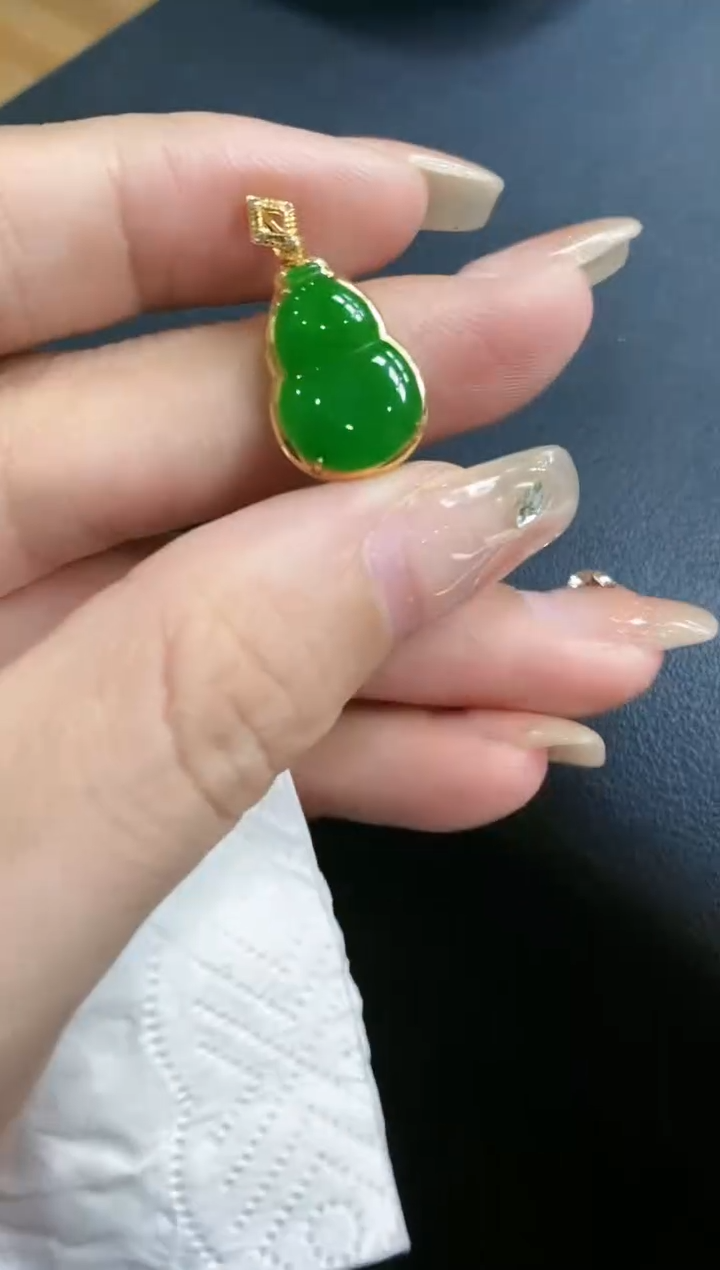 【闪购商品】定制翡翠18K金镶嵌葫芦