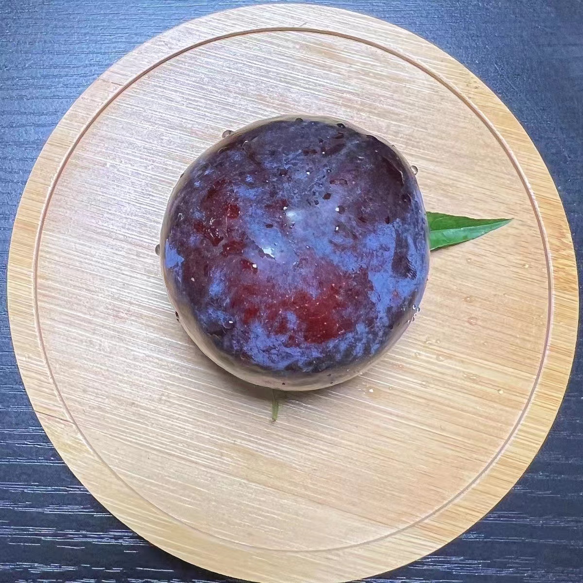 当季水果脱骨李子李子新鲜李子酸甜黑布朗产地直发