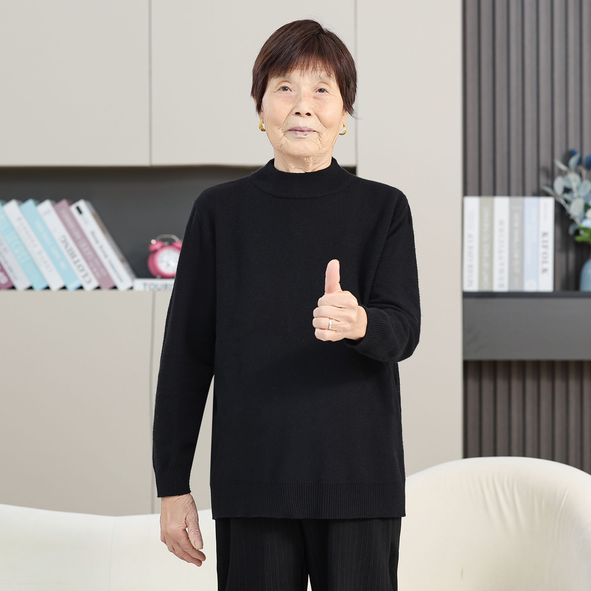 中老年人女妈妈春秋冬针织衫长袖中低领毛衣宽松大码胖奶奶打底衫